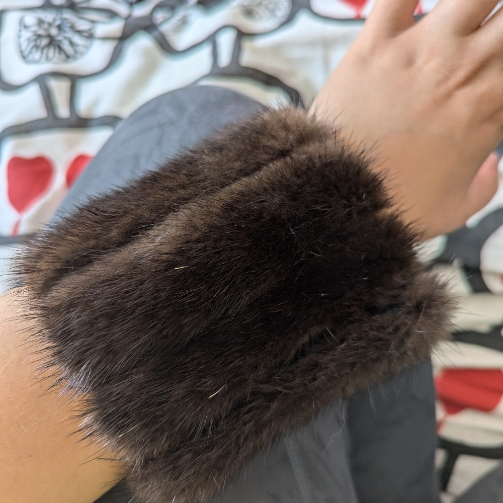 Genuine fur cuff bracelet